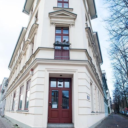 Alt-Berliner Eckkneipe - "Feuchte Ecke" Apartment Exterior foto