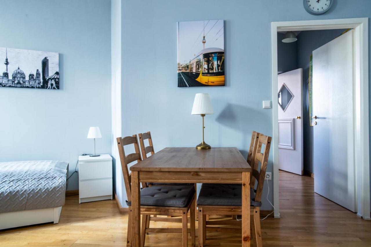 Alt-Berliner Eckkneipe - "Feuchte Ecke" Apartment Exterior foto